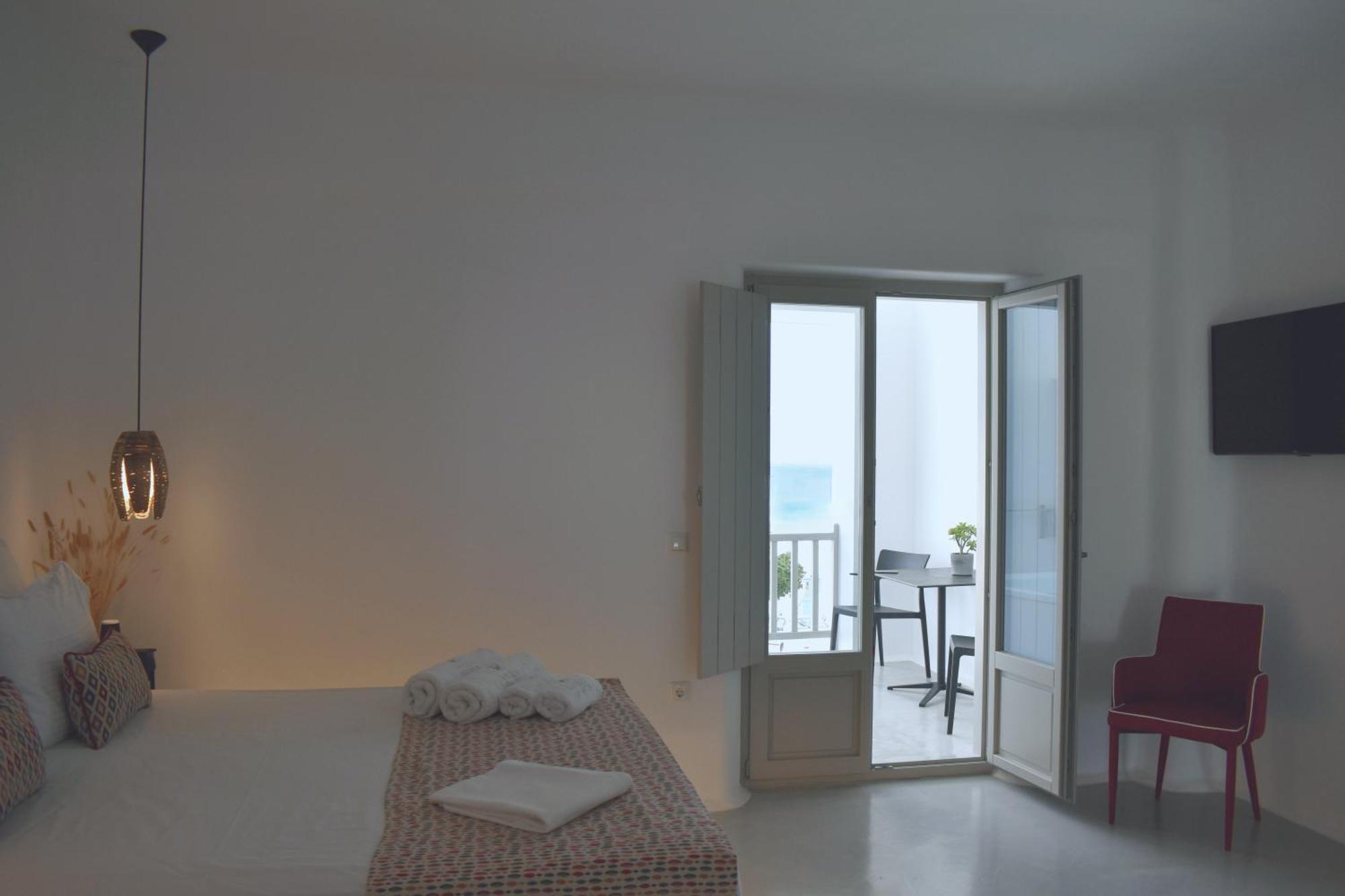 Angels Pillow Luxury Boutique Residence - Adults Only Науса Номер фото